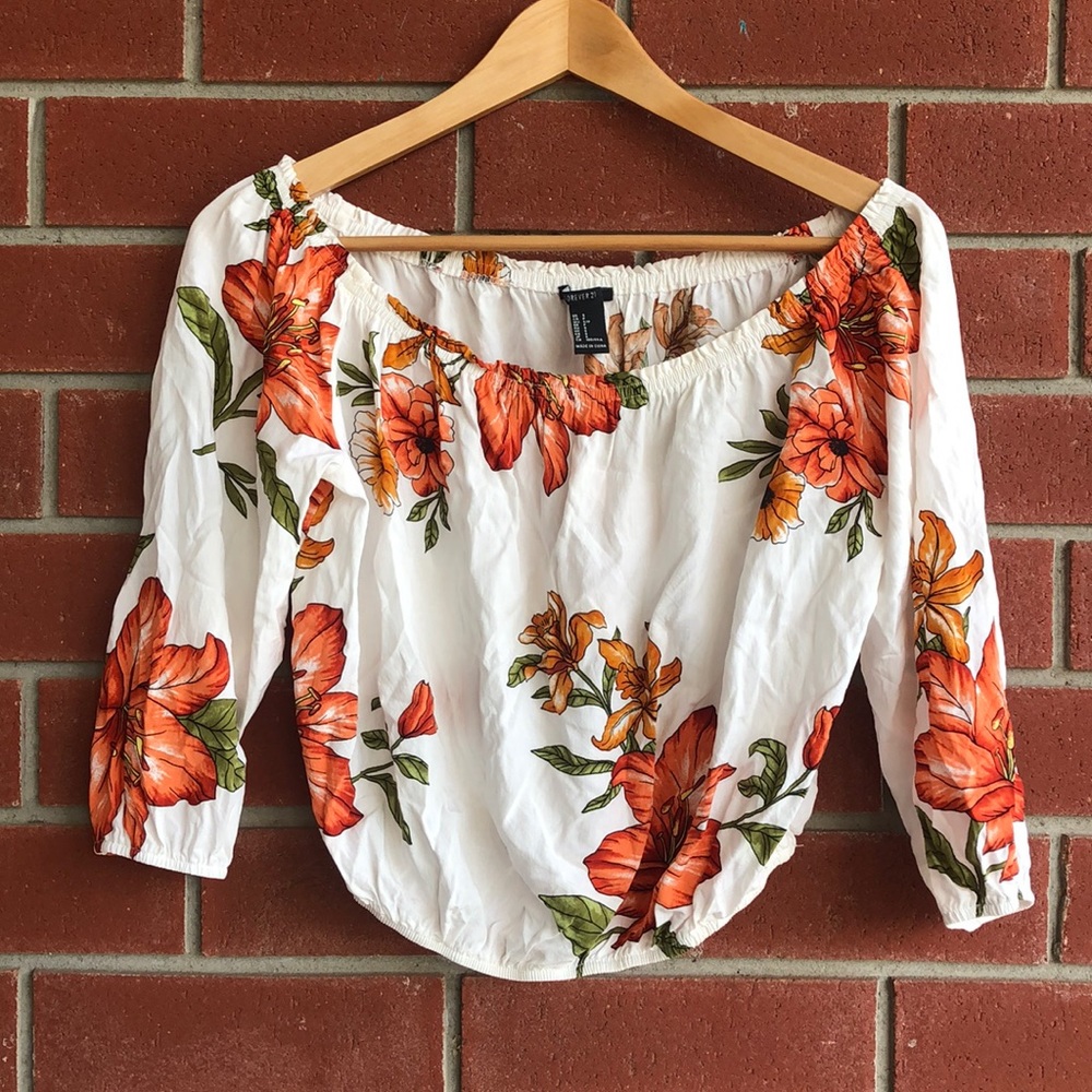 cute & flowy summer blouse
